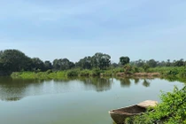 Chèo thuyền trên ao cá, một học sinh ở Hải Dương đuối nước tử vong