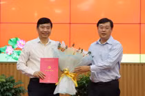 Chủ tịch UBND tỉnh Đồng Tháp xin nghỉ hưu trước tuổi