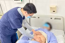 Ăn gỏi cá thanh niên 20 tuổi bị áp xe gan do ký sinh trùng