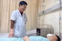 Hai thanh niên bẻ gãy "cậu nhỏ" lúc sáng sớm: Xử lý thế nào? 