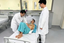 Vỡ đại tràng, đa chấn thương do nổ bình gas 