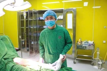 Nhiễm trùng vết thương nặng vì tự điều trị tại nhà, bài học cần lưu ý