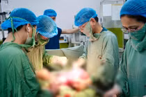 Hành trình kỳ diệu mẹ 54 tuổi đón con đầu lòng