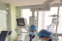 Đang ăn cỗ cụ ông ngừng tim phổi do dị vật đường thở