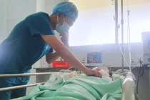 3 khoa cùng phẫu thuật cứu bệnh nhân bị chó pitbull cắn chấn thương nguy kịch