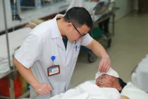 9 ngày Tết 33 ca tai nạn pháo nổ nhập bệnh viện Việt Đức