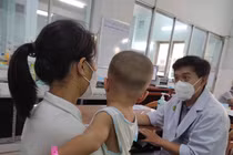 Tưởng táo bón đơn giản không ngờ phải cắt bỏ đoạn ruột