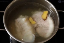 Mẹo ăn thịt không làm axit uric tăng đột biến