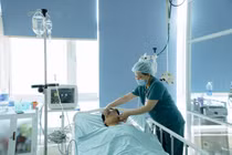 Cứu sống nam sinh 16 tuổi đuối nước, phù phổi cấp