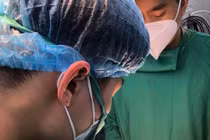 3 ngày, 2 thanh niên bị mất 1 bên tinh hoàn do xoắn hoại tử