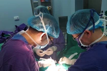 Nội soi vét hạch ung thư dương vật tránh biến chứng