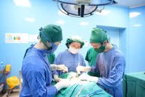 Cụ già 85 tuổi bị u tuyến giáp thòng trung thất, cách phát hiện sớm