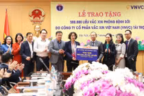 Bộ Y tế nhận 500.000 liều vắc xin sởi để tiêm miễn phí cho trẻ