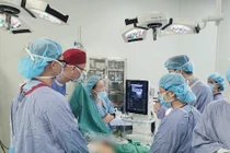 Tiêm filler nâng ngực ở cơ sở chui, cô gái 19 tuổi trẻ nguy kịch