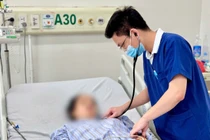 Hôn mê sâu vì viêm tai giữa không điều trị dứt điểm