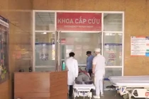 Cụ ông 82 tuổi phục hồi ngoại mục sau cú ngã gãy cột sống cổ