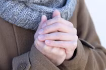 Cách bảo vệ huyết áp trong thời tiết lạnh ngày Tết