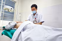 Yêu sai tư thế, thanh niên 35 tuổi vỡ thể hang dương vật