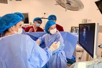 2 ca can thiệp bào thai mang cơ hội sống khỏe cho trẻ trong bụng mẹ