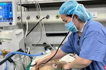 Bỏ qua mọi thủ tục để cứu thanh niên vô danh bị tai nạn nghiêm trọng