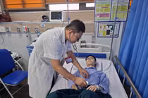 Sau 5 ngày sốt, thanh niên 22 tuổi ngừng tuần hoàn do viêm cơ tim cấp