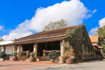 Kiến trúc độc đáo trong ngôi nhà trăm tuổi nức tiếng Tây Ninh 