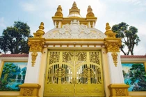 Trầm trồ lâu đài “dát vàng” 10 tỷ của đại gia lò gạch ở Hưng Yên