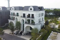  Biệt thự bề thế như resort giữa trung tâm Hà Nội