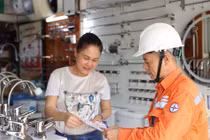 Giá điện tăng 4,5% từ hôm nay