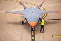 Máy bay không người lái tàng hình Úc lần đầu tiên cất cánh