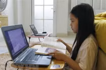 TP Hồ Chí Minh bước vào năm học mới trong bối cảnh dịch COVID-19