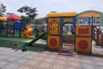 Bé 4 tuổi cấp cứu sau giờ chơi ở trường