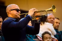 "Người hùng" vào tù vì gian lận quỹ từ thiện triệu đô