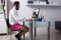 Tiết kiệm điện khi làm việc tại nhà