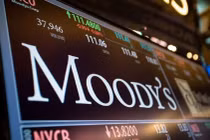 Moody's hạ triển vọng tín nhiệm của Việt Nam