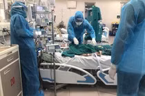 Bộ Y tế điều 14 bệnh viện trung ương hỗ trợ TPHCM và 10 tỉnh phía Nam điều trị Covid-19