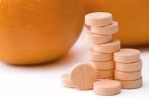 Sỏi thận vì chăm uống C sủi 