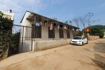 Tạm giữ mẹ bé gái có đinh trong hộp sọ cùng người tình