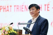 Bộ trưởng Y tế: Trục lợi từ dịch bệnh không đại diện cho hình ảnh ngành