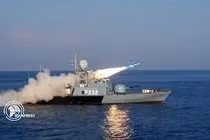 Nhiều vũ khí hiện đại nội địa của Iran tham gia tập trận Zulfiqar-1400