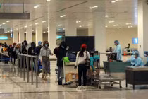 Gần 300 công dân từ UAE về nước an toàn tại sân bay Cần Thơ