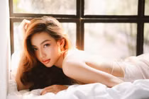 Hoa hậu Thùy Tiên - những bức ảnh đời thường nỗ lực vươn tới ước mơ