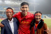 Văn Hậu phẫu thuật thành công ở Hàn Quốc