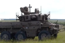 Pháp giới thiệu xe thiết giáp trinh sát chiến đấu bánh hơi Jaguar