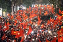 Đằng sau sự phấn khích là gì