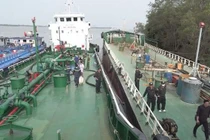 Hành trình triệt phá đường dây làm xăng giả