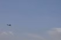 Houthi tiếp tục đánh phá các mục tiêu kinh tế, quân sự trên đất Ả rập Xê út