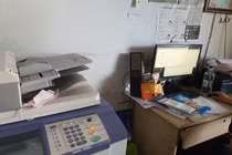 Máy móc mà các đối tượng dùng để làm giả tài liệu cơ quan chức năng.