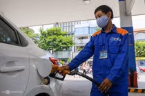 Giá xăng dầu tăng lần thứ 4 liên tiếp