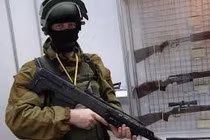 Video: Súng trường tấn công đặc biệt ShAK-12 cho đặc nhiệm Nga